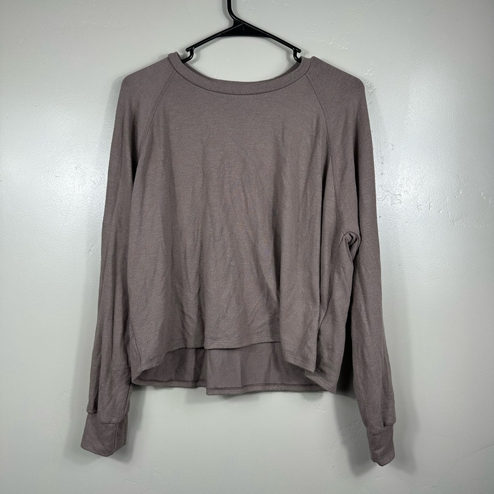 Beyond Yoga Slouchy Cropped Lounge Sweatshirt in Brown Size Medium